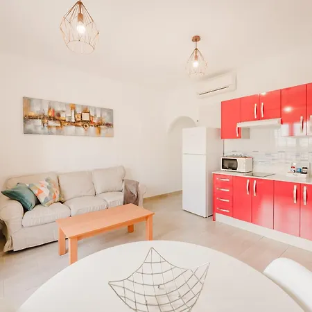 Old Town Reina Sofia 3 * פוארטו דל כרמן